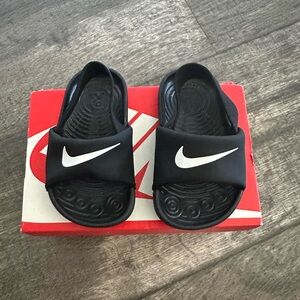 Brand new Nike Kawa Slide, Baby Size 5c